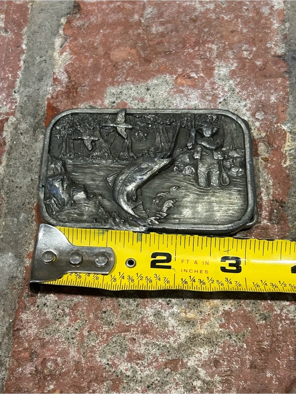 Vintage wildlife fisherman Fish Scene Accessory belt buckle